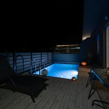 7thheaven Luxury Aprts דירה *