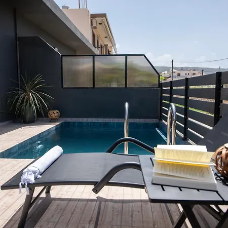 דירה 7thheaven Luxury Aprts חאניה