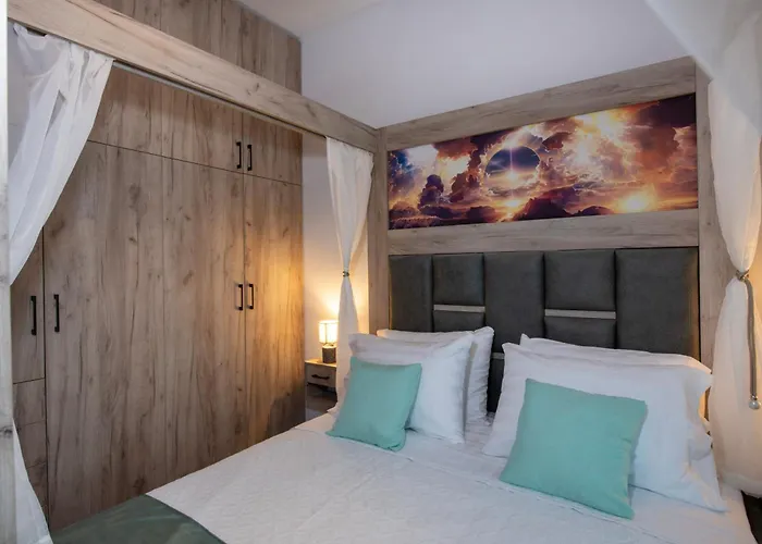 7thheaven Luxury Aprts La Canée